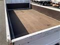 2005 Isuzu Elf