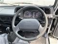 2005 Isuzu Elf