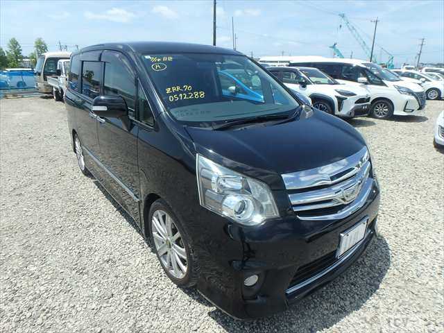 2013 Toyota Noah