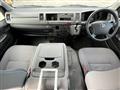 2009 Toyota Hiace Commuter