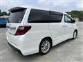 2009 Toyota Alphard