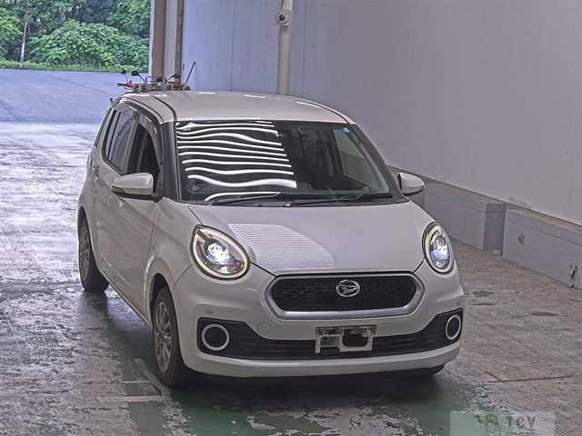 2017 Daihatsu Boon