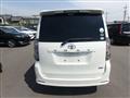 2009 Toyota Voxy