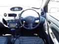 2002 Toyota Vitz