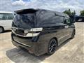 2013 Toyota Vellfire