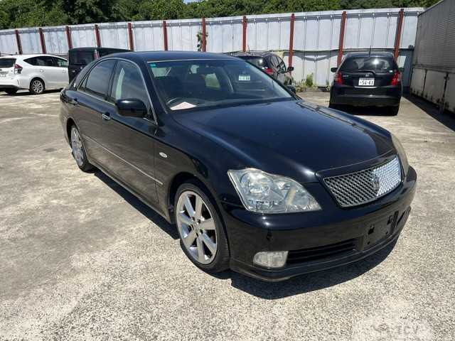 2004 Toyota Crown