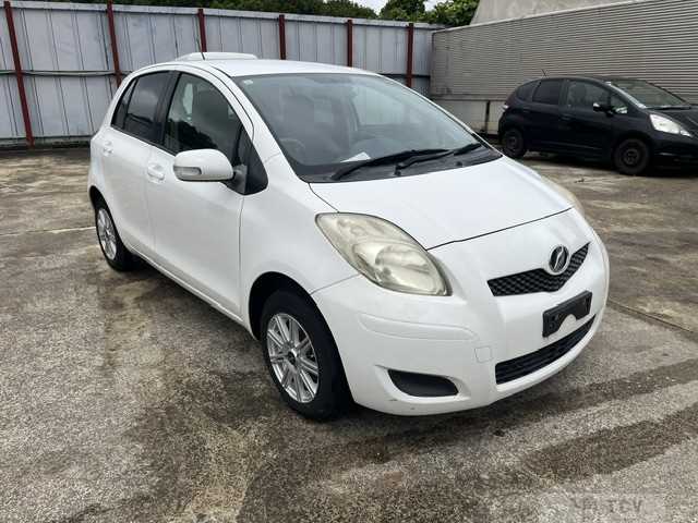 2009 Toyota Vitz