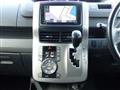 2007 Toyota Voxy