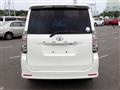 2010 Toyota Voxy