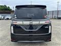 2014 Nissan Elgrand