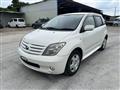 2005 Toyota IST