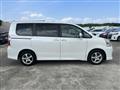 2010 Toyota Noah