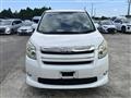 2010 Toyota Noah