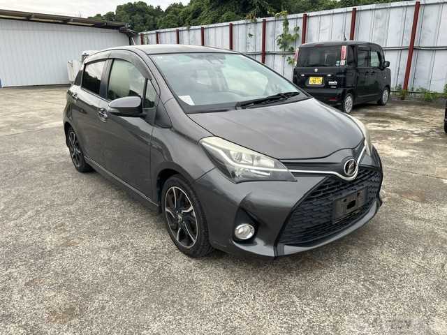 2016 Toyota Vitz