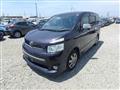 2009 Toyota Voxy