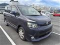 2007 Toyota Voxy