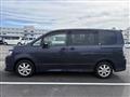 2007 Toyota Voxy