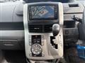 2007 Toyota Voxy