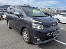 2009 Toyota Voxy