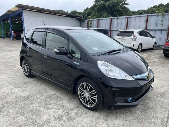 2013 Honda Fit Hybrid