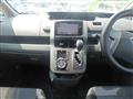 2007 Toyota Voxy