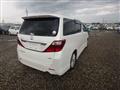 2009 Toyota Alphard