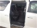 2009 Toyota Alphard