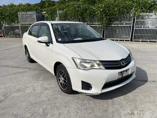 2013 Toyota Corolla Axio