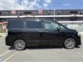 2010 Toyota Voxy