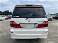 2005 Toyota Alphard