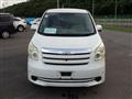 2007 Toyota Noah