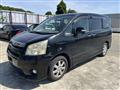 2010 Toyota Noah
