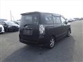 2007 Toyota Voxy