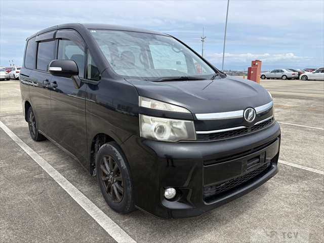 2012 Toyota Voxy