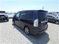2009 Toyota Voxy