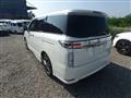2013 Nissan Elgrand