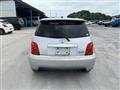 2002 Toyota IST