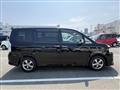 2009 Toyota Voxy