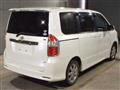 2009 Toyota Noah