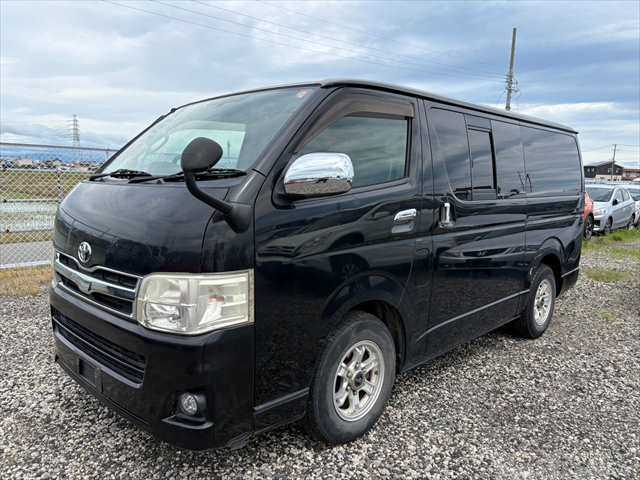 2011 Toyota Hiace Van
