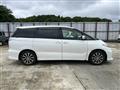 2013 Toyota Estima