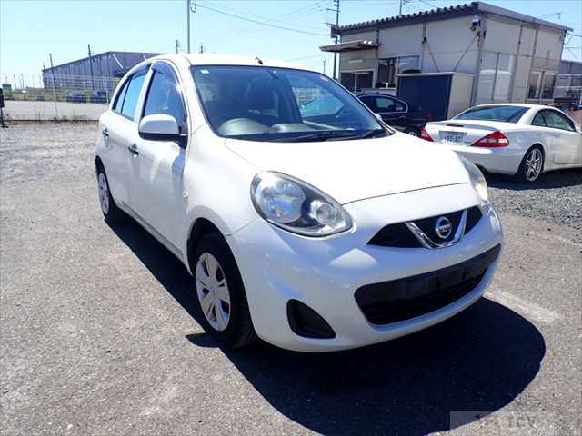 2017 Nissan March