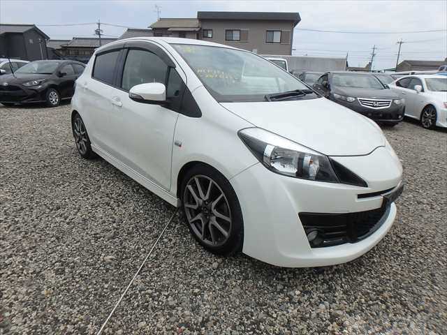 2012 Toyota Vitz
