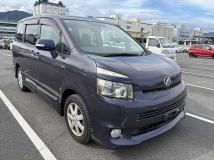 2007 Toyota Voxy