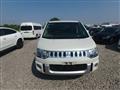2010 Mitsubishi Delica D5
