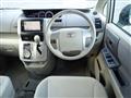 2007 Toyota Noah