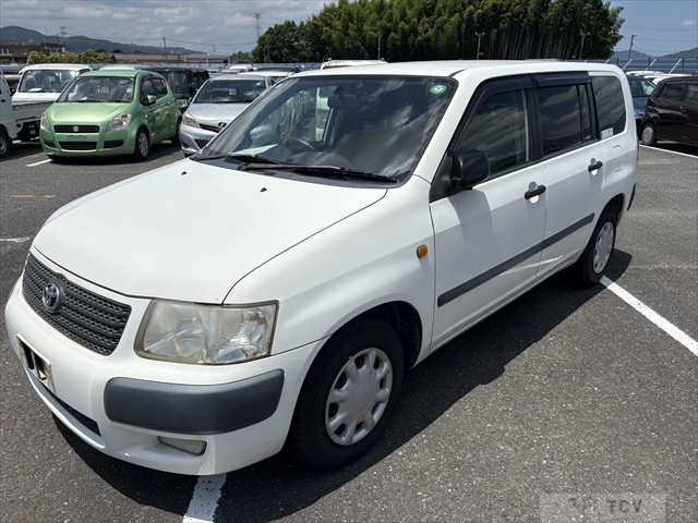 2010 Toyota Succeed Van