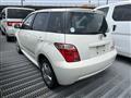 2005 Toyota IST