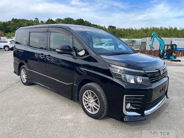 2014 Toyota Voxy