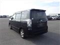 2007 Toyota Voxy